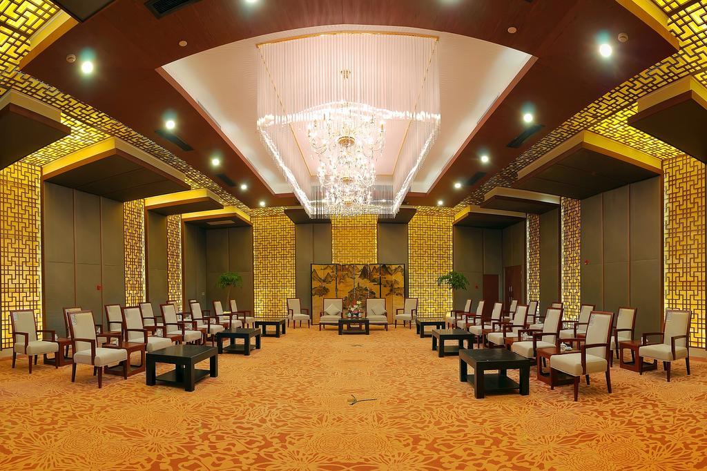 Landison Plaza International Hotel Zhenjiang  Esterno foto