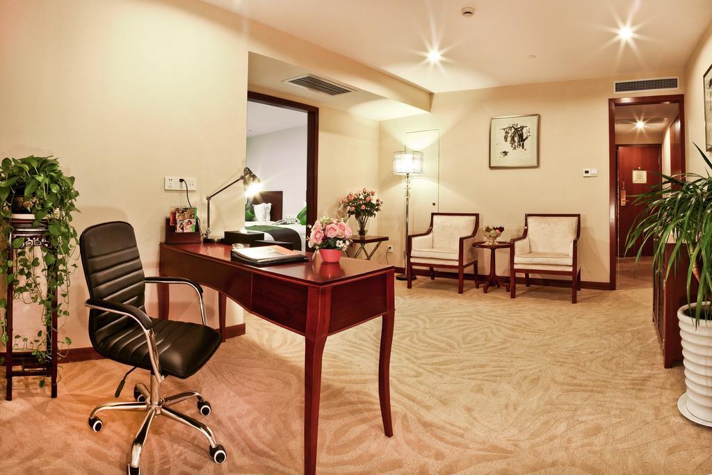 Landison Plaza International Hotel Zhenjiang  Esterno foto