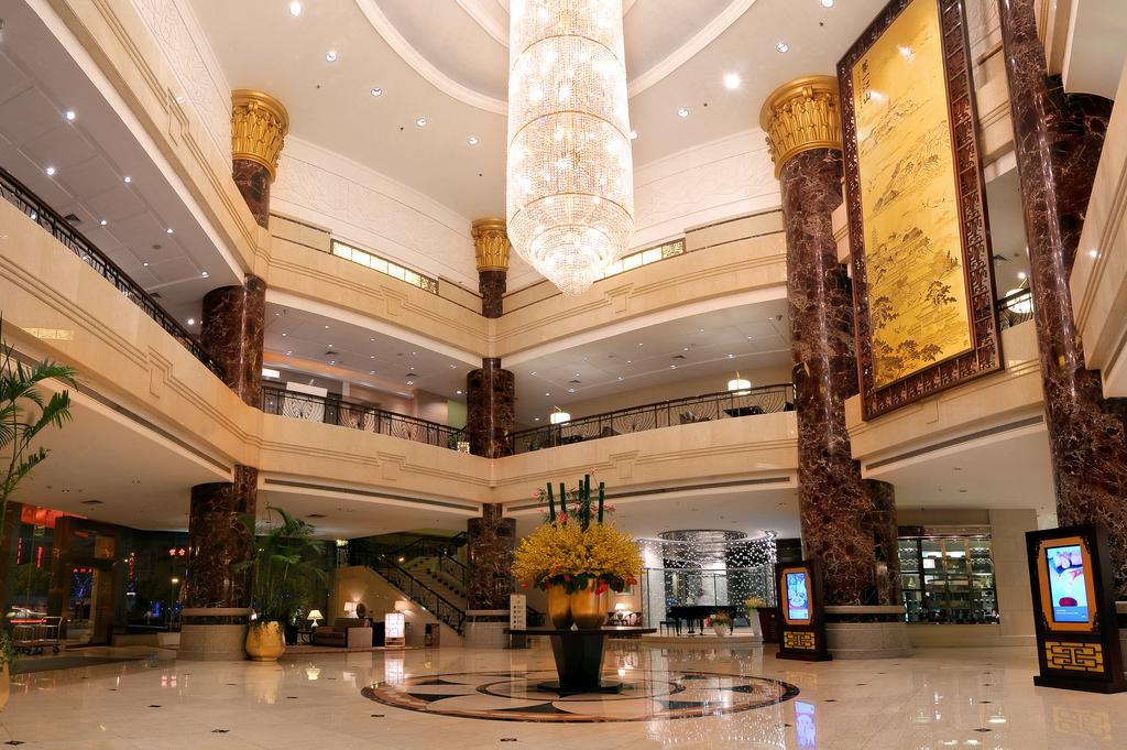 Landison Plaza International Hotel Zhenjiang  Esterno foto