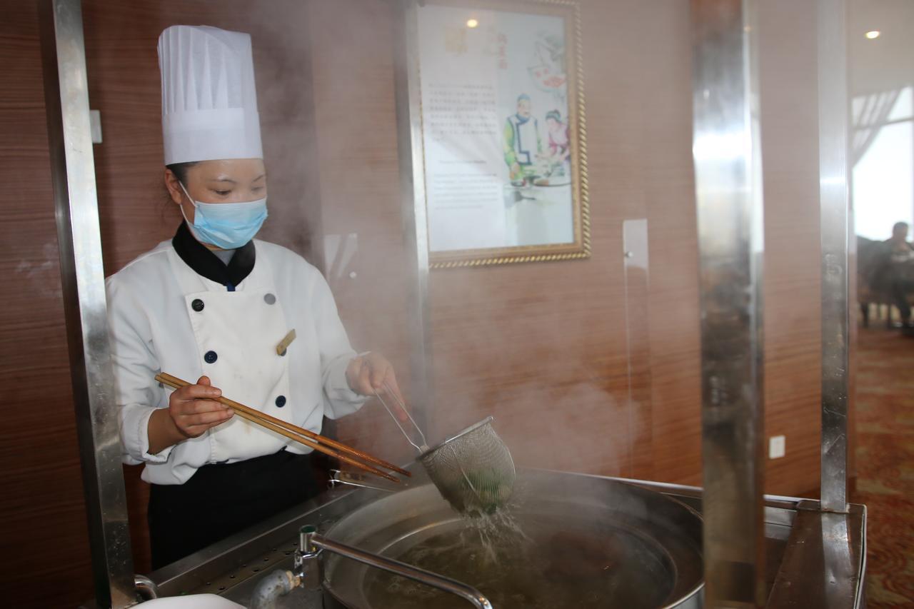 Landison Plaza International Hotel Zhenjiang  Esterno foto