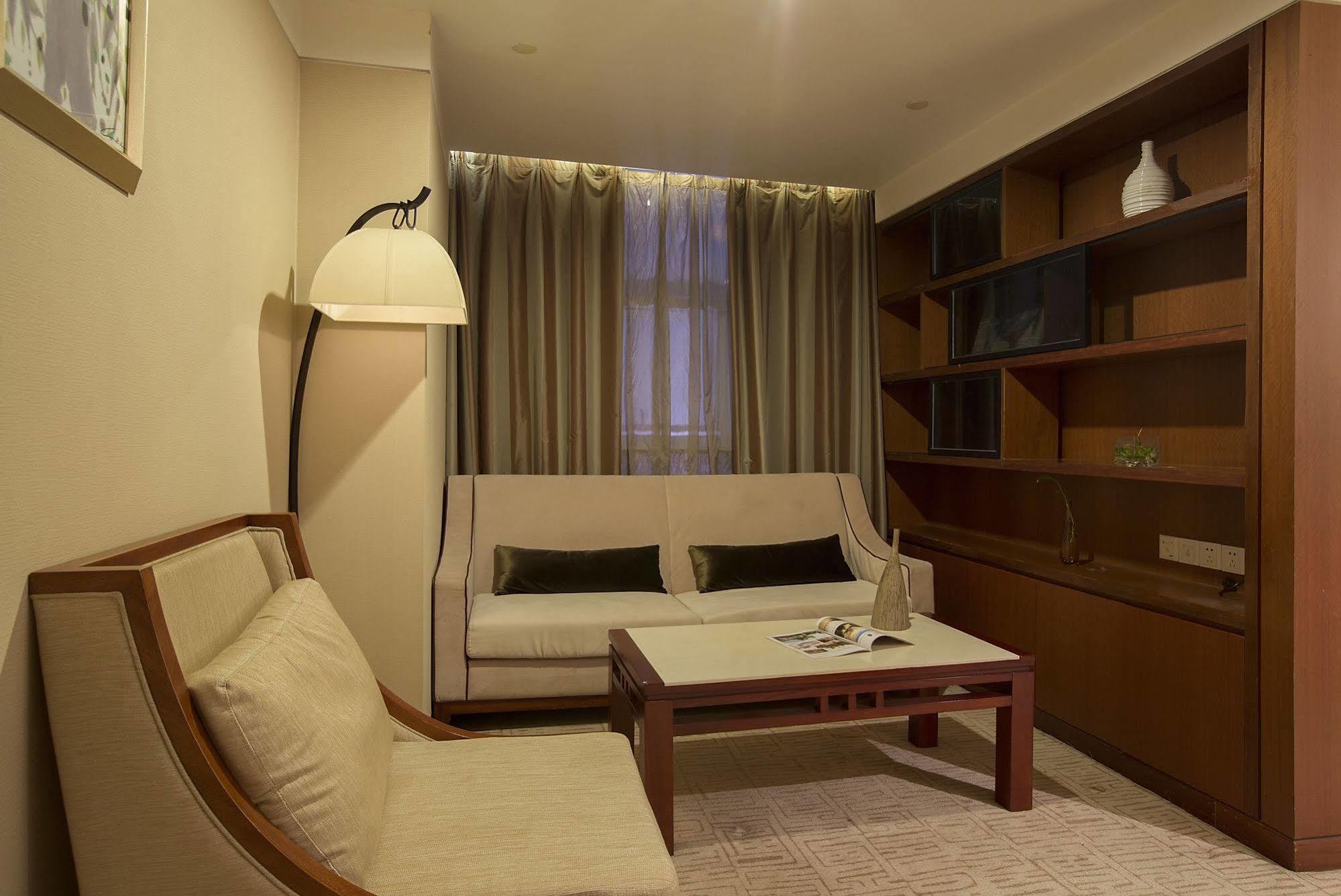 Landison Plaza International Hotel Zhenjiang  Esterno foto