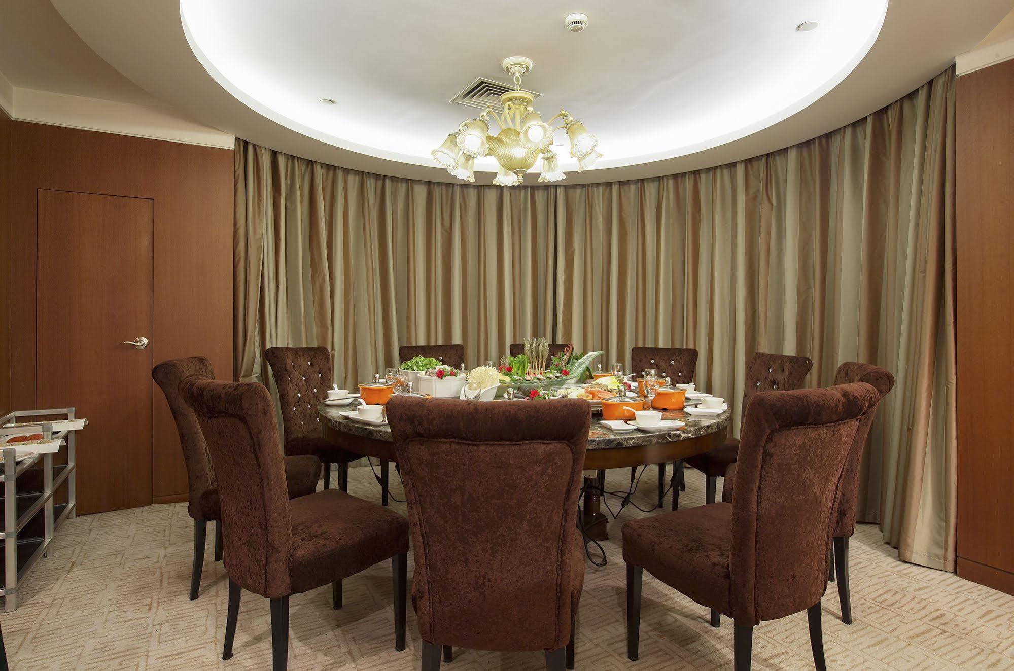 Landison Plaza International Hotel Zhenjiang  Esterno foto