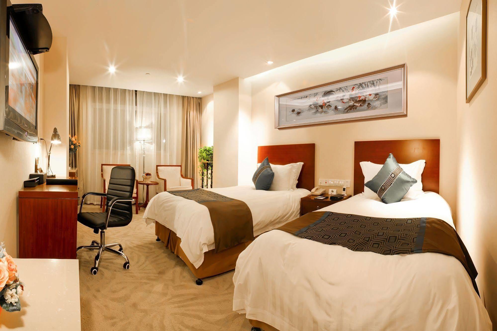 Landison Plaza International Hotel Zhenjiang  Esterno foto